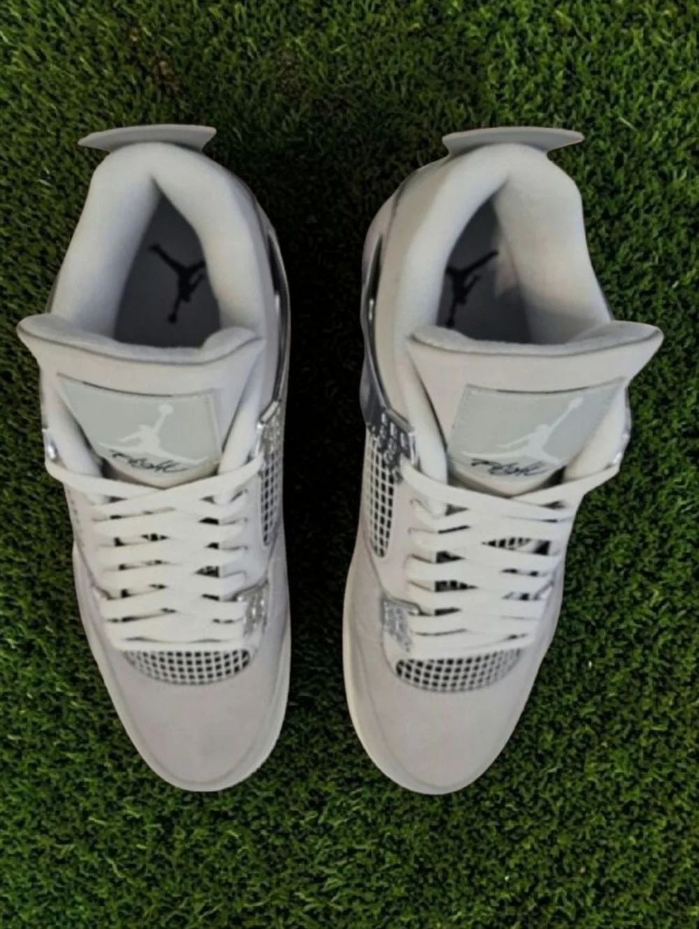 Air Jordan 4 Retro Frozen Moments Size 10.5